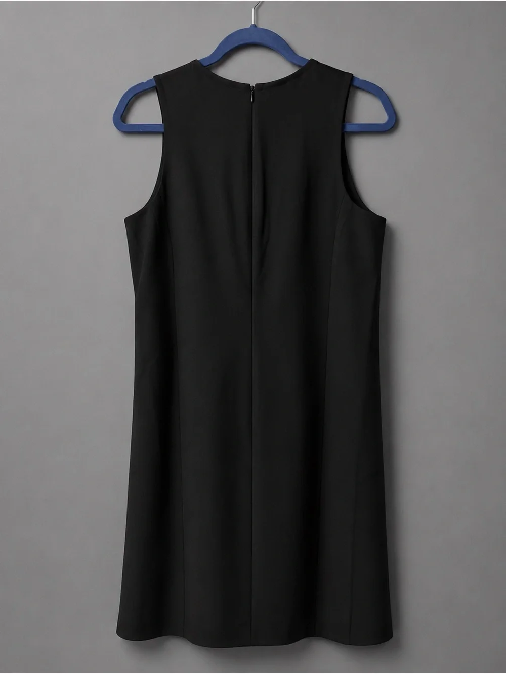 Banana Republic Black Sleeveless Shift Dress NWT Size 8 Classic Career Cocktail - Picture 2 of 3